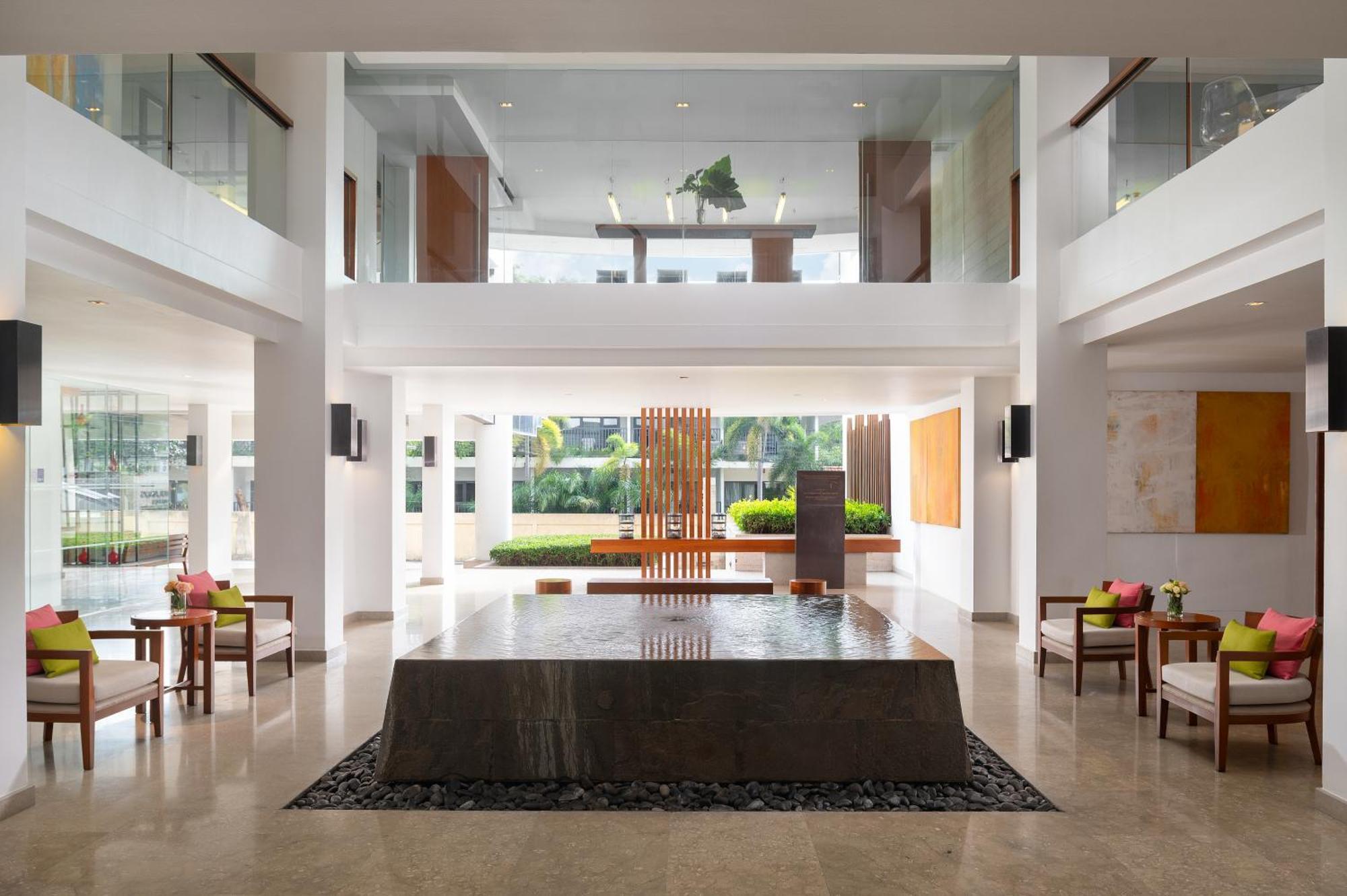 Woodlands Suites Serviced Residences - Sha Extra Plus Pattaya Exterior foto