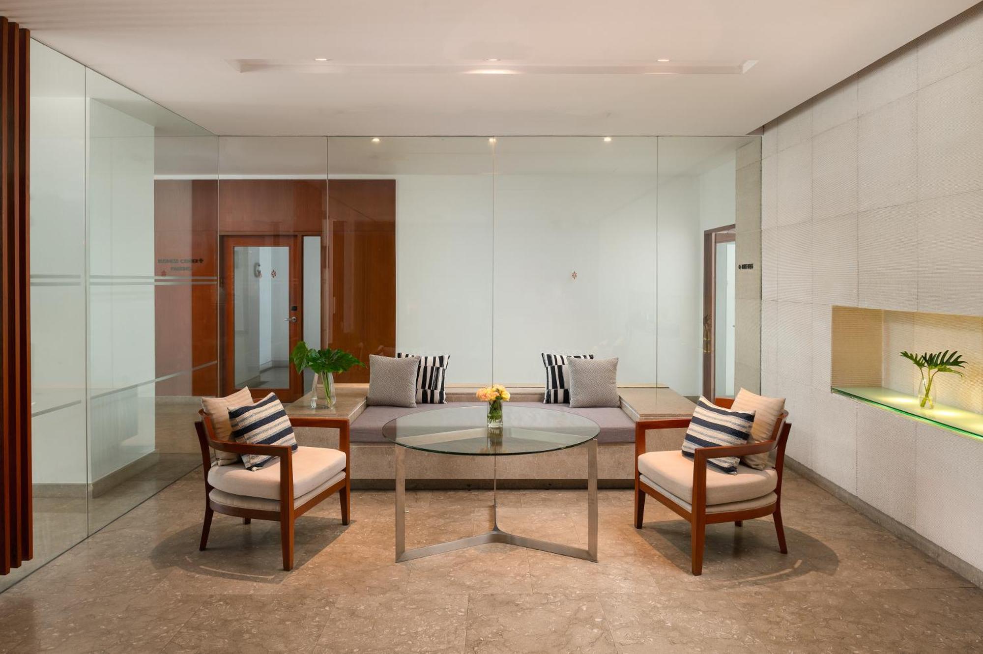 Woodlands Suites Serviced Residences - Sha Extra Plus Pattaya Exterior foto